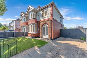 Photo 25- click for photo gallery